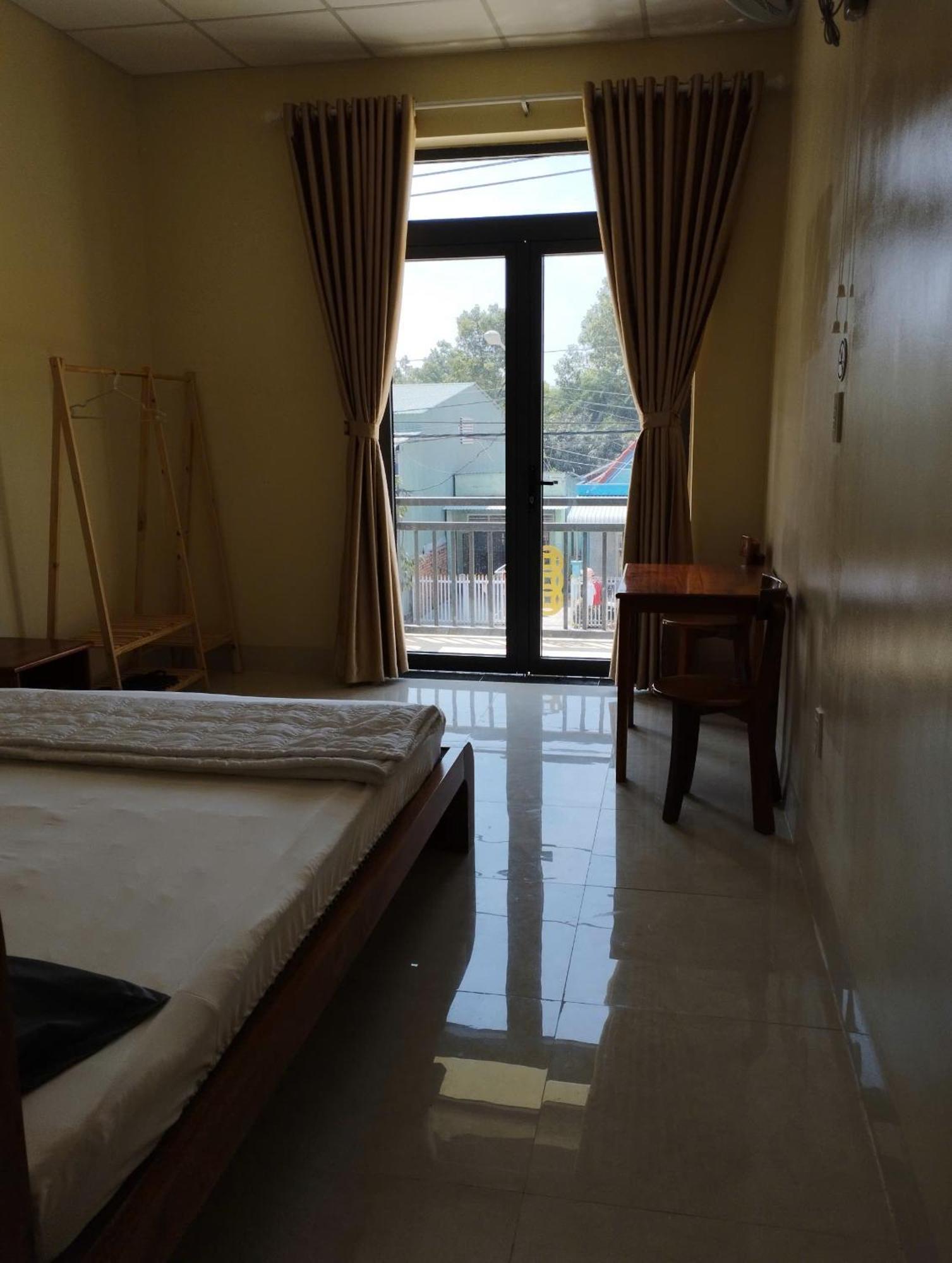 Hoa Dung Homestay Ха Тени Екстериор снимка